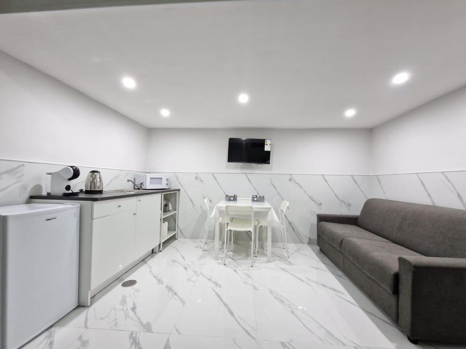 مبيت وإفطار نابولي House Angiolina المظهر الخارجي الصورة